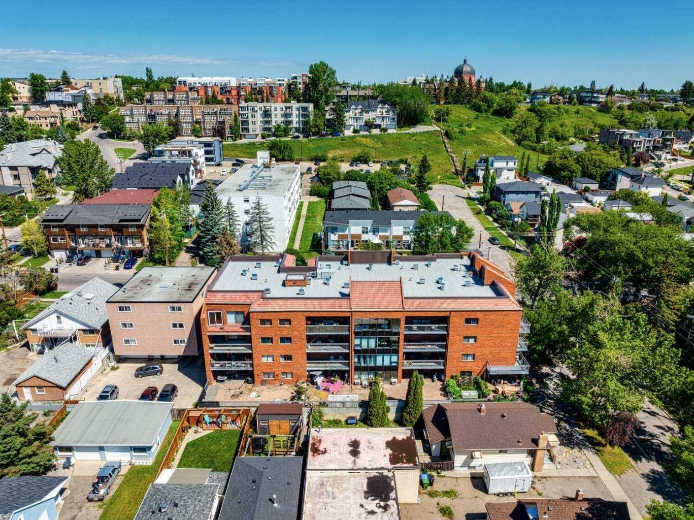 Calgary, AB T2E 0J9,659 4 AVE NE #106