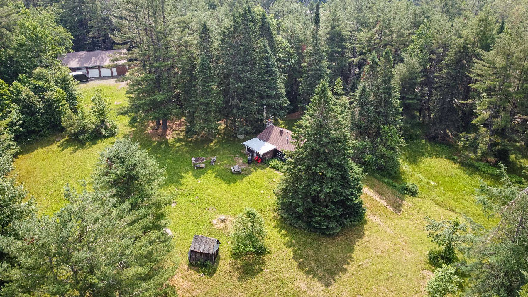 Bracebridge, ON P1L 1X1,1005 Peterson RD