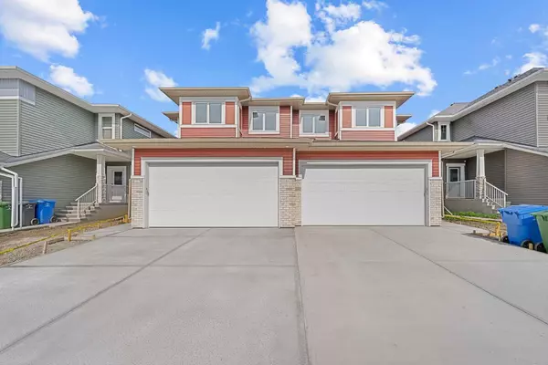174 Dawson Wharf Rise, Chestermere, AB T1X 2X4