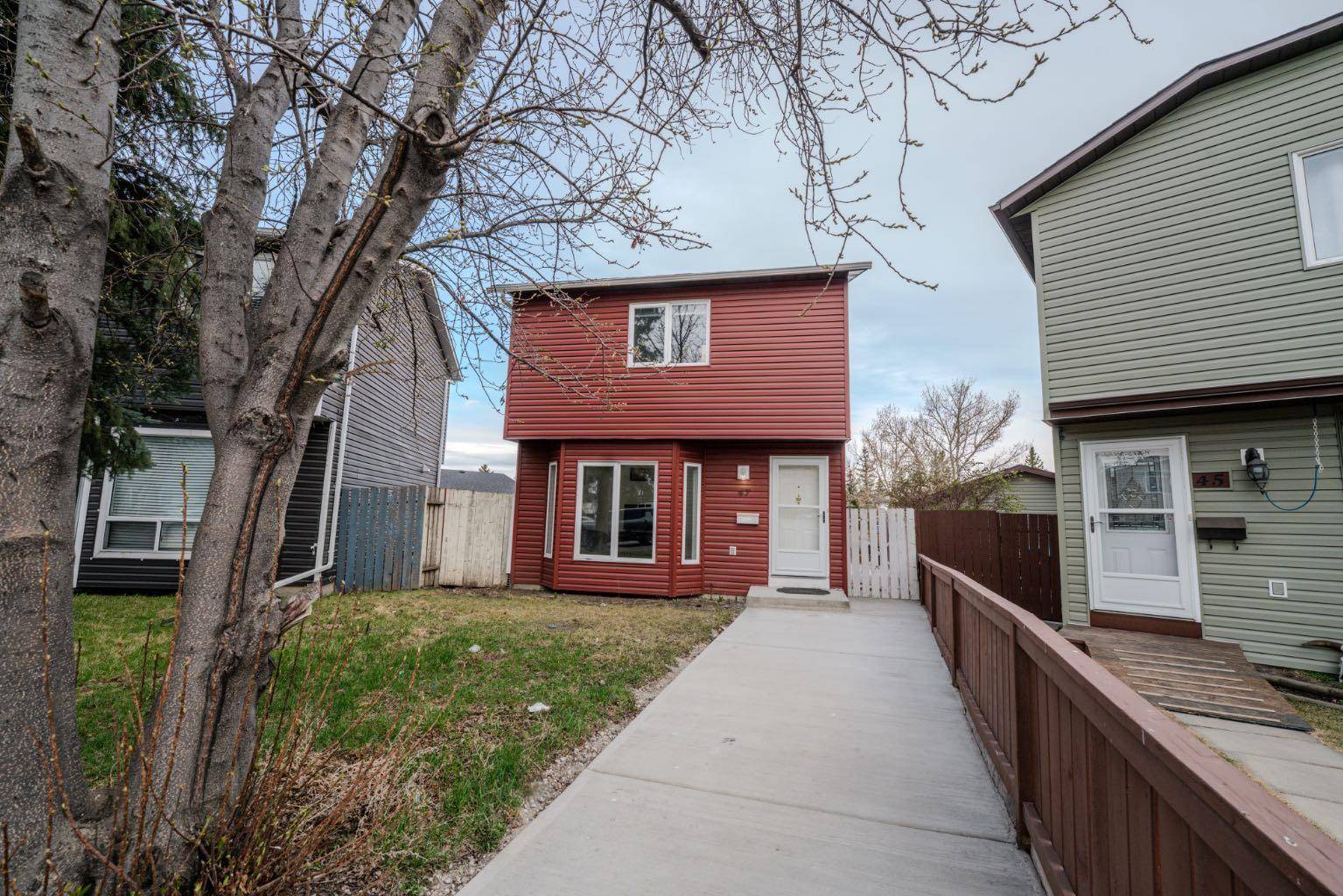 47 Martindale CT Northeast, Calgary, AB T3J2V8