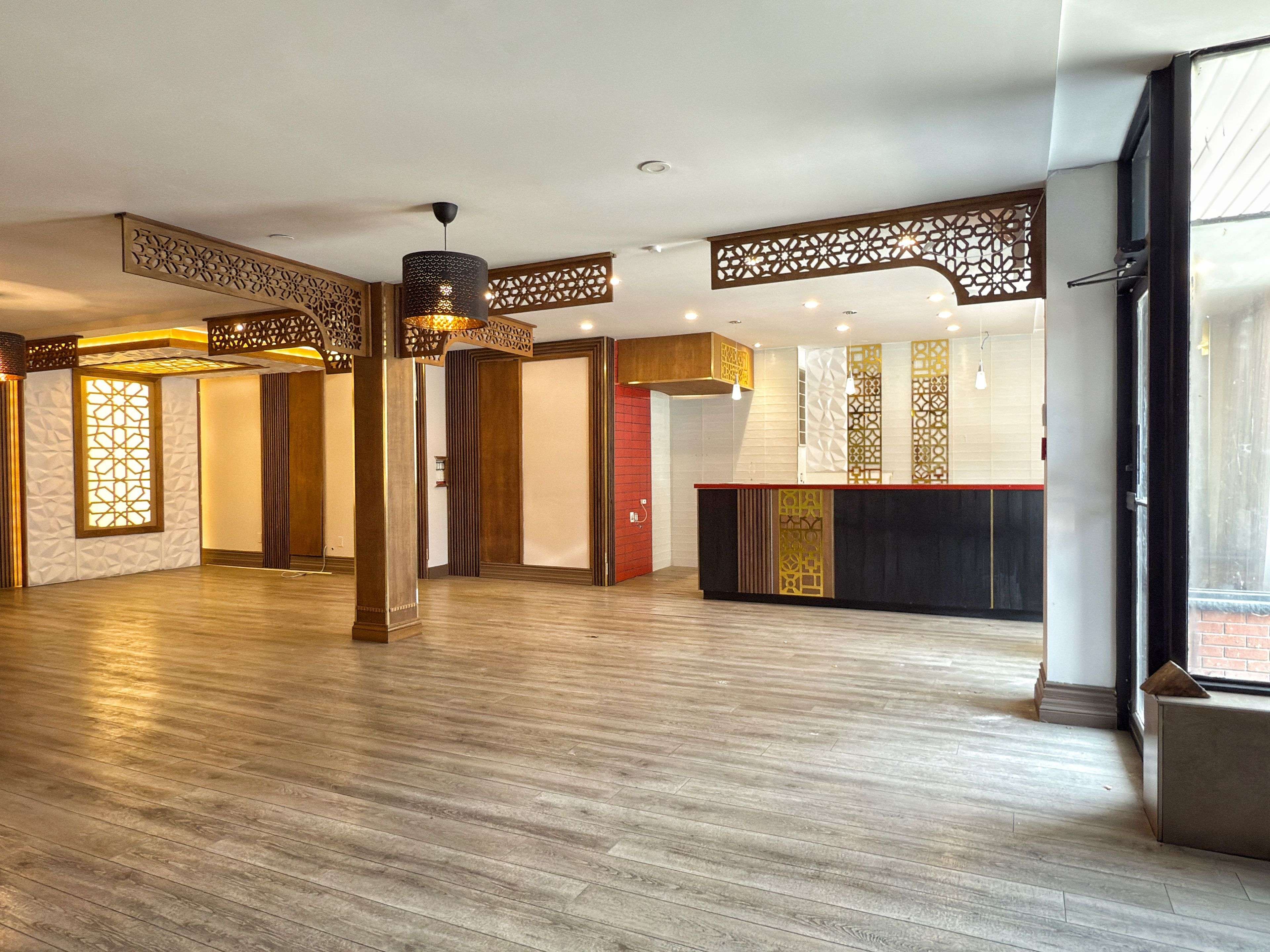 Oakville, ON L6K 3C4,438 Kerr ST #5