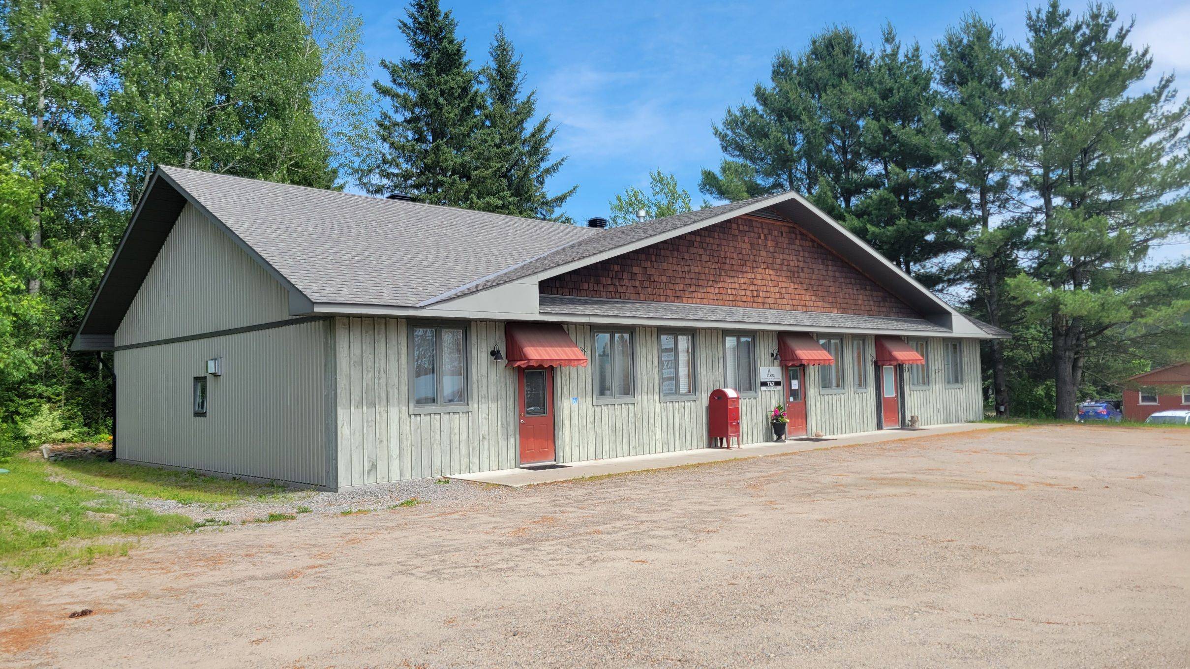 Burk's Falls, ON P0A 1C0,60 Ontario ST #C