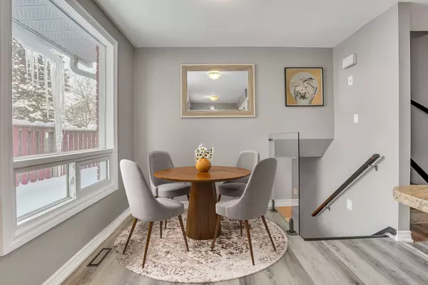 Barrie, ON L4M 5C1,39 Bernick DR