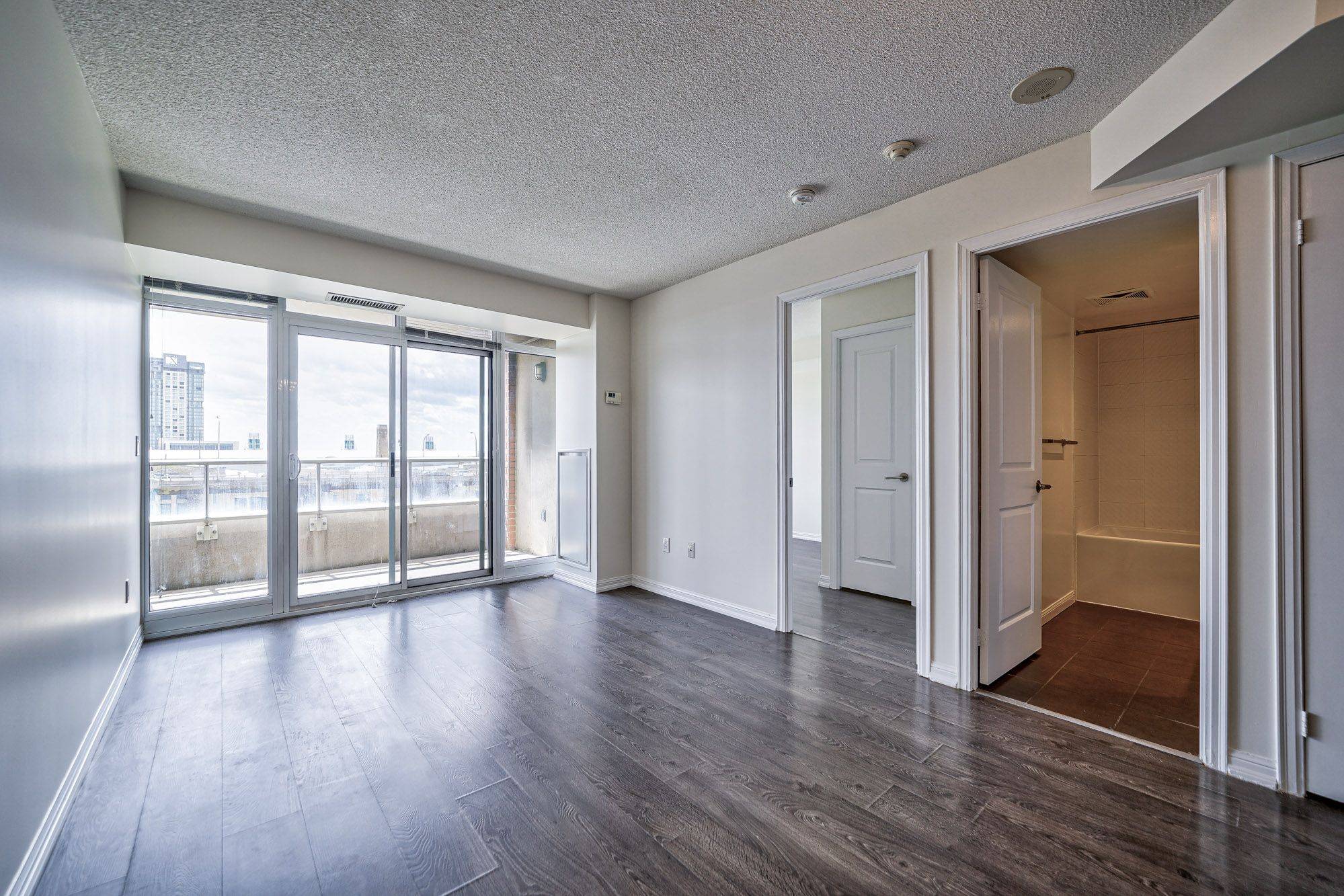 Toronto C01, ON M6K 3R2,65 East Liberty ST #504