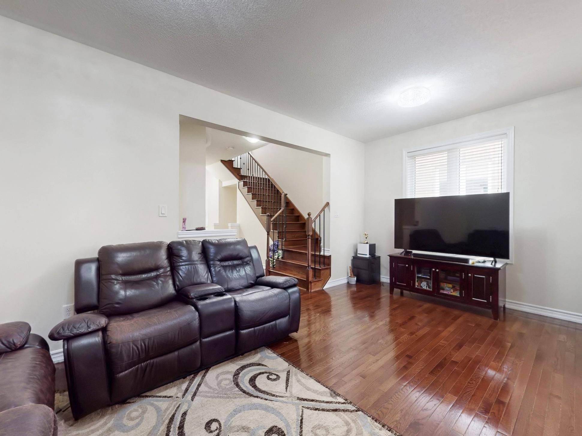 Brampton, ON L6X 4N4,30 Walbrook RD