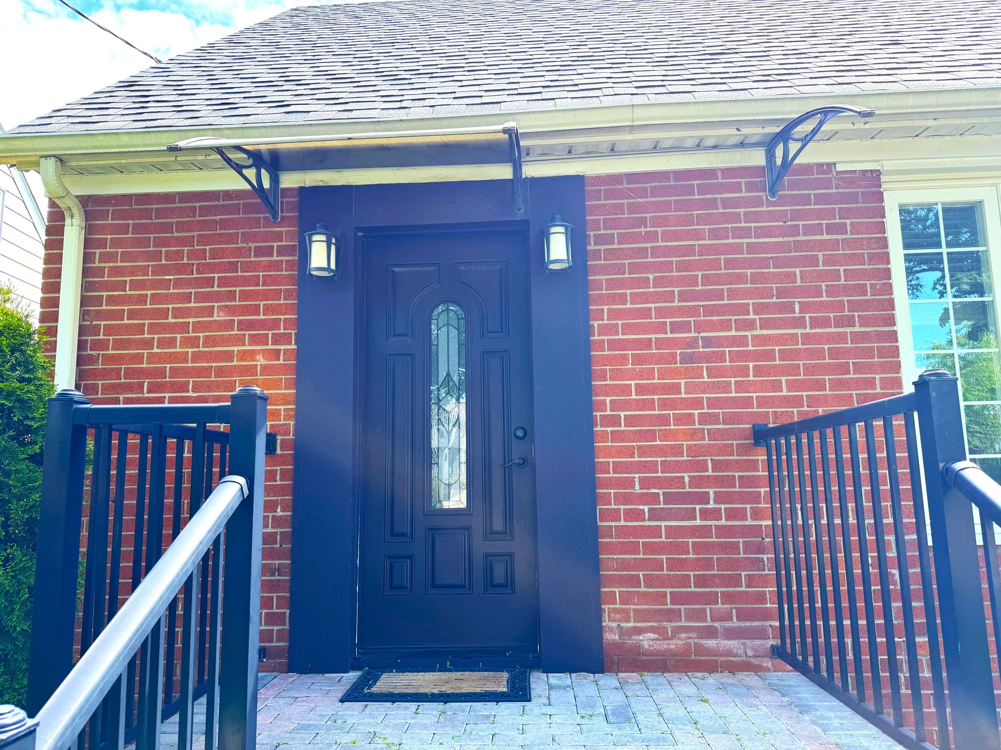Toronto W10, ON M9W 3Z4,35 Coppermill DR