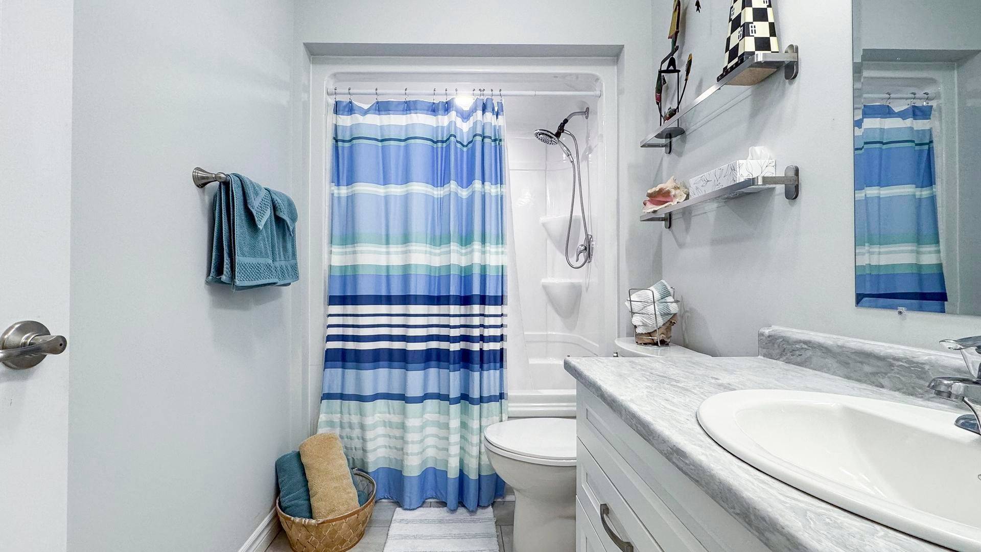 Ashfield-colborne-wawanosh, ON N7A 0B1,13 Lakebreeze DR