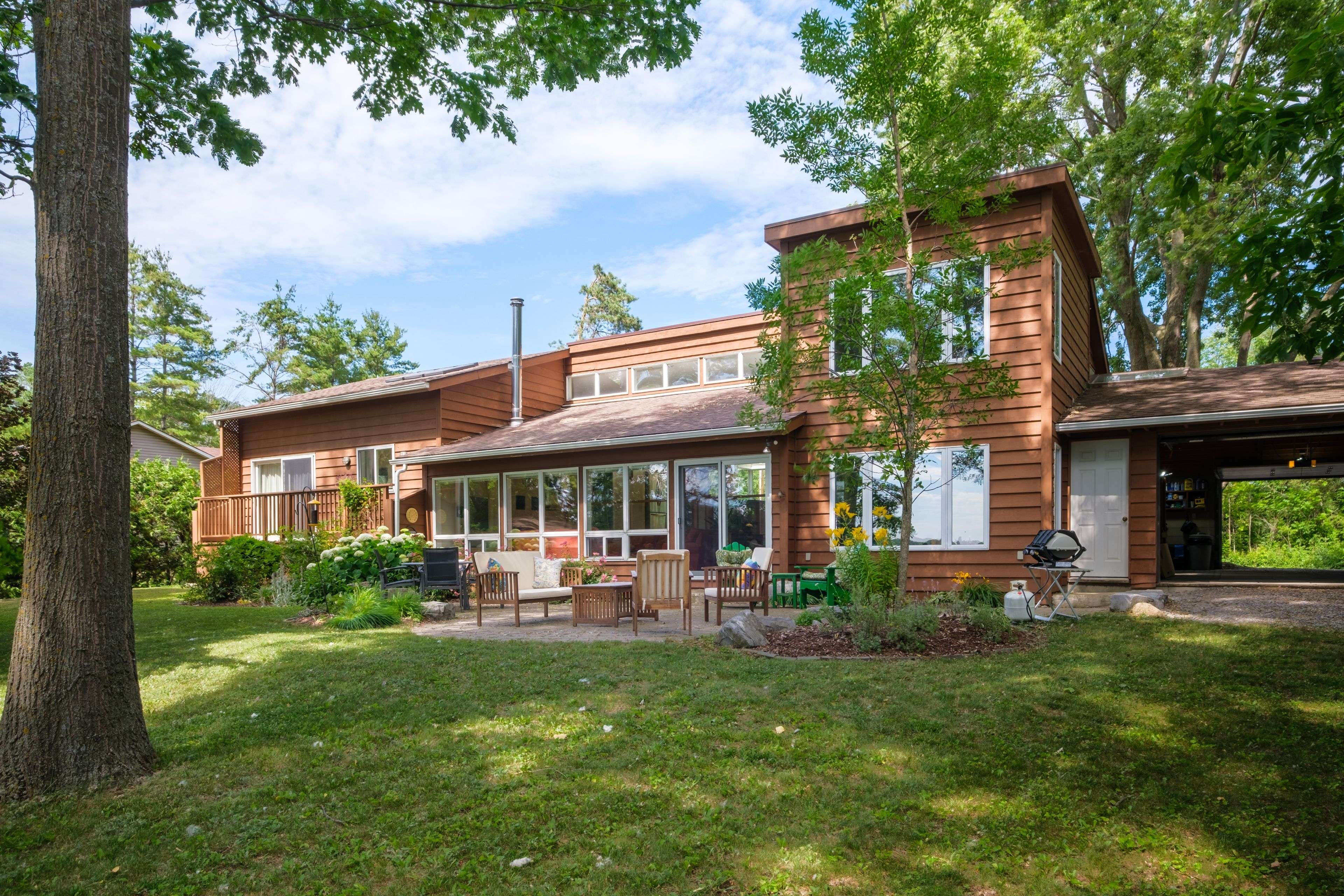Greater Napanee, ON K7R 3K7,26 Sunset LN