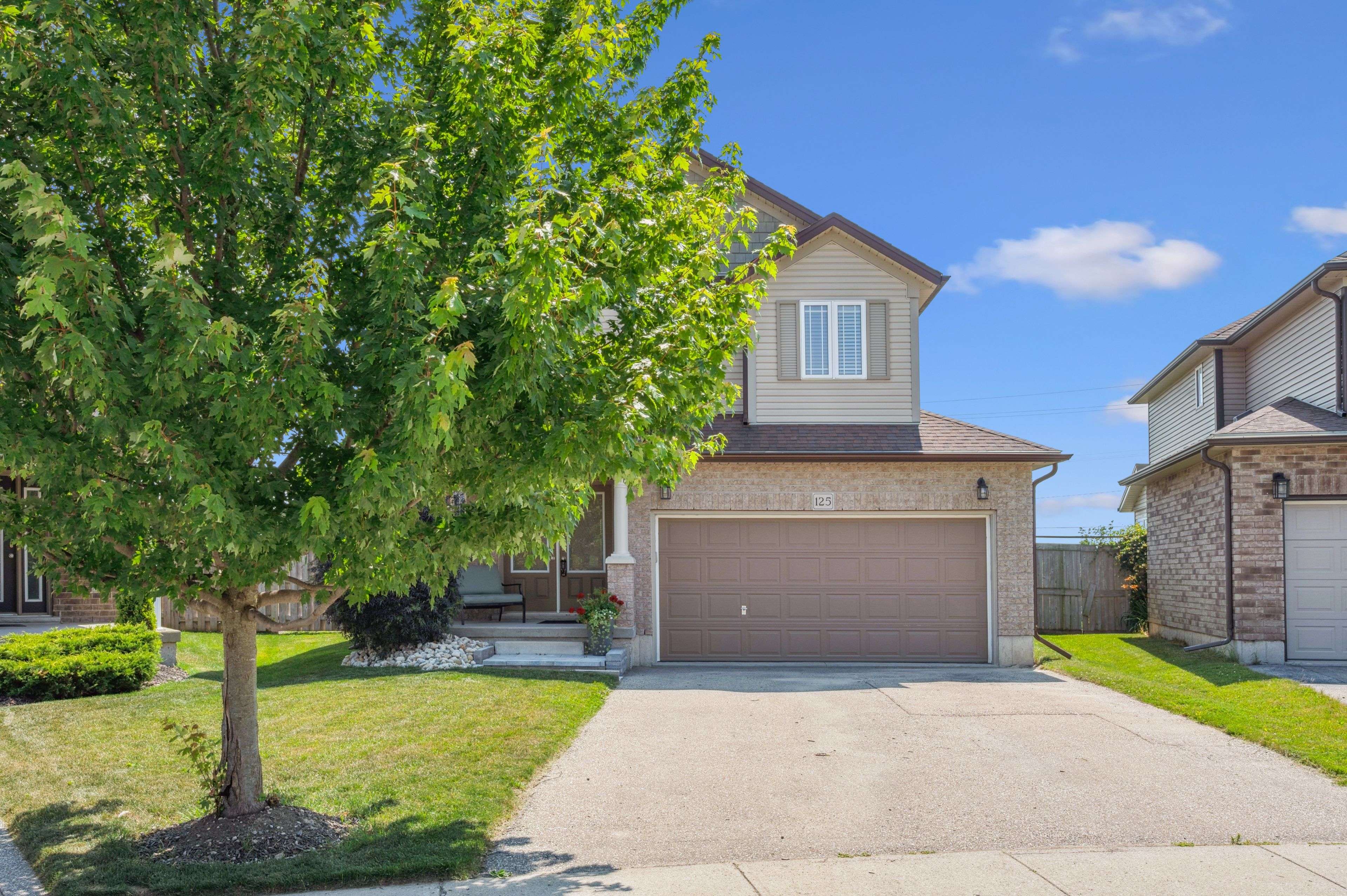 Wilmot, ON N3A 0B5,125 Captain Mccallum DR