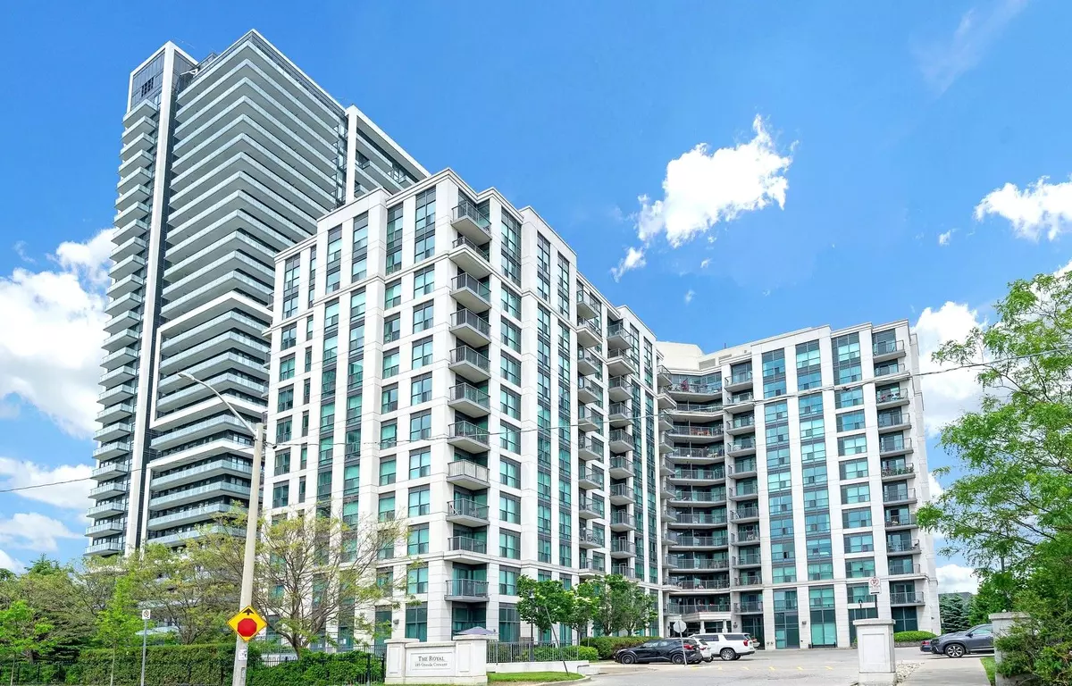 Richmond Hill, ON L4B 0B1,185 Oneida CRES #206