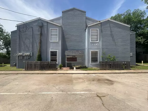 219 Fry Street #1, Denton, TX 76201