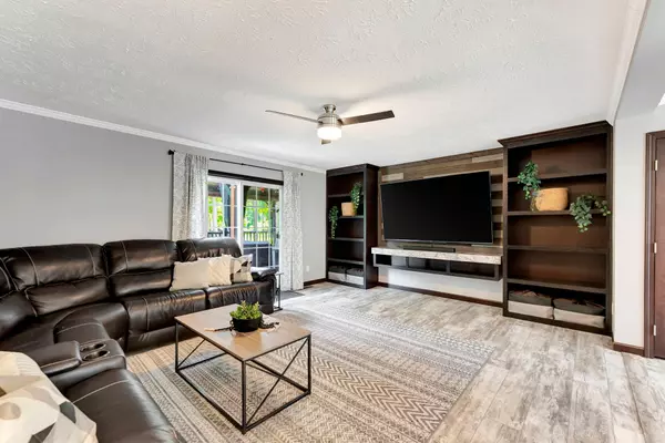 Port Colborne, ON L0S 1R0,4881 Mapleview CRES