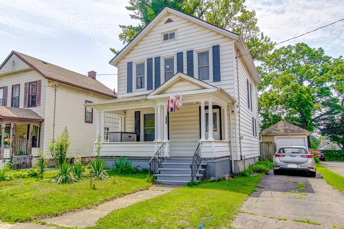 Niagara Falls, ON L2G 1Y4,6062 Barker ST