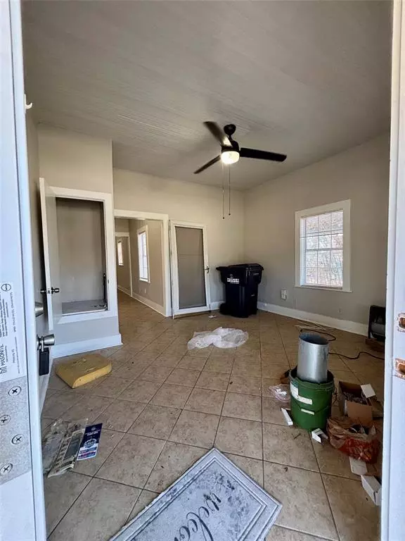 Mckinney, TX 75069,322 S Kentucky Street