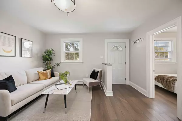 Oshawa, ON L1H 2P5,285 Olive AVE