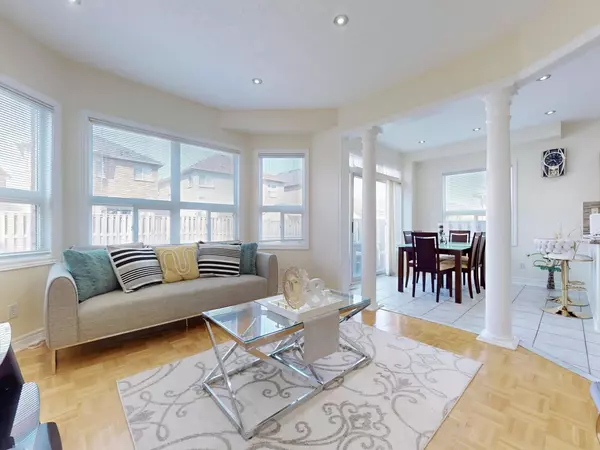Mississauga, ON L5M 6P1,5869 Yachtsman Crossing N/A