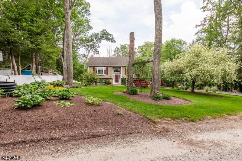 West Milford Twp., NJ 07421,134 County Rd