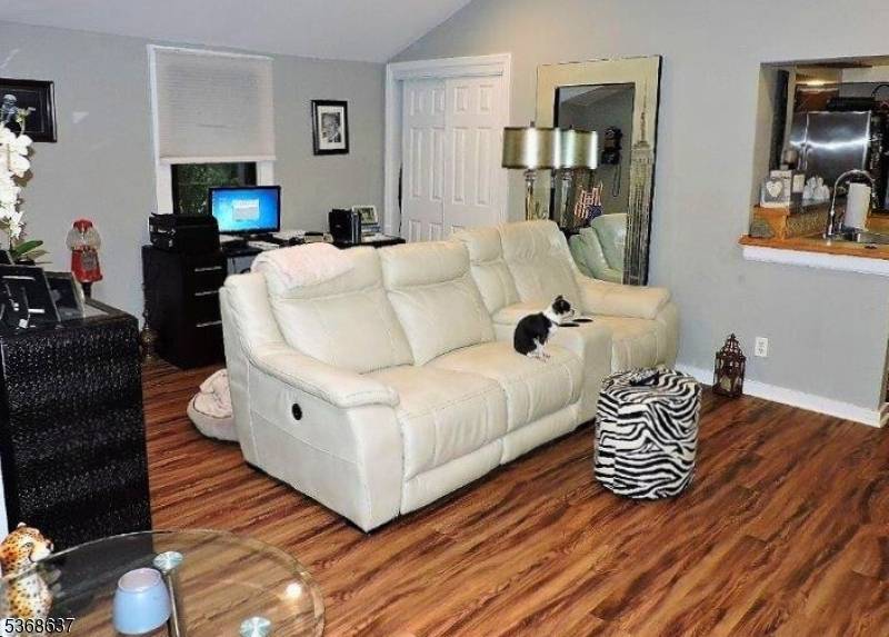 Rockaway Twp., NJ 07849,490-494 Split Rock Rd