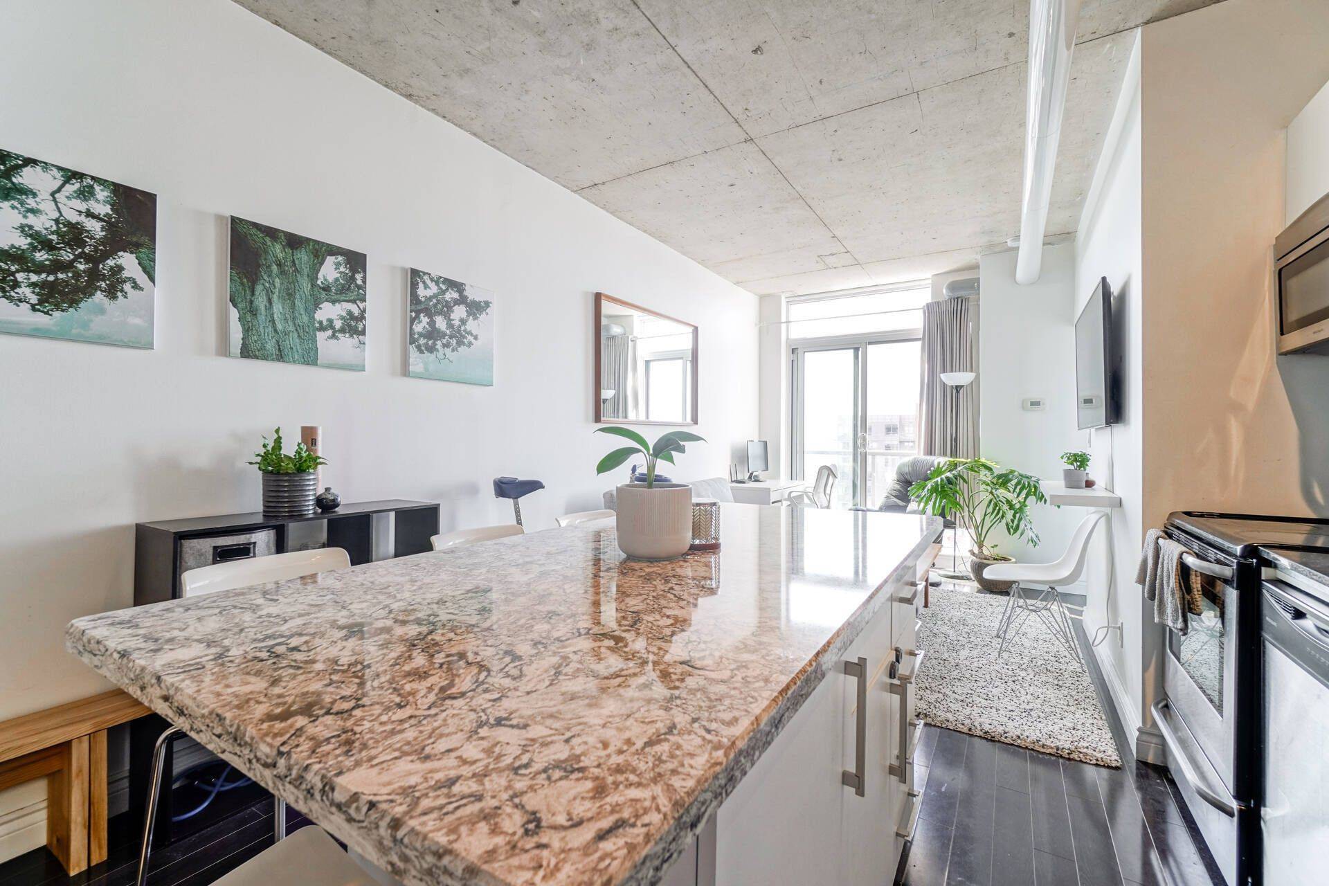 150 Sudbury ST #2015, Toronto C01, ON M6J 3S8
