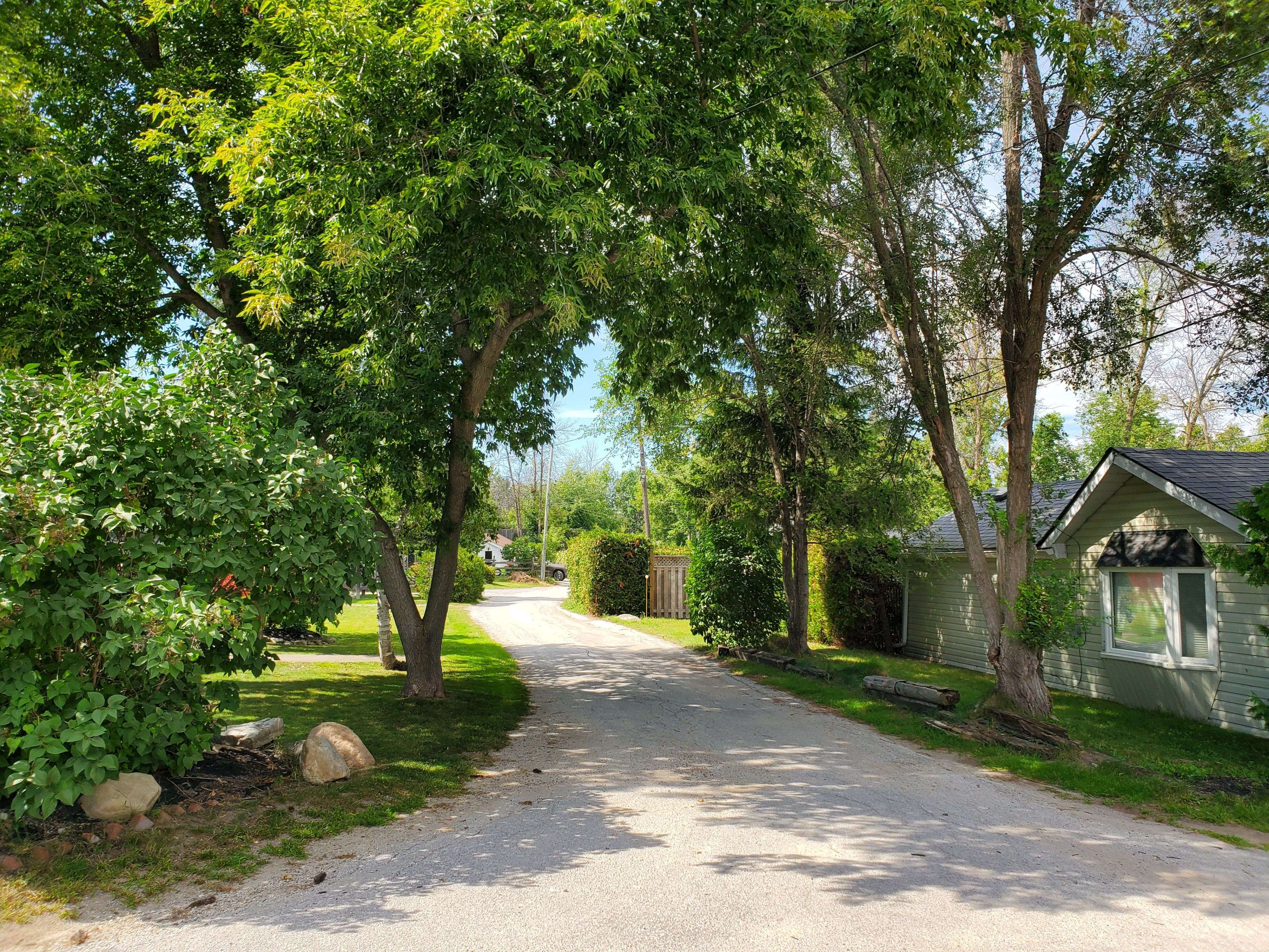 Collingwood, ON L9Y 0X2,22 Jane ST