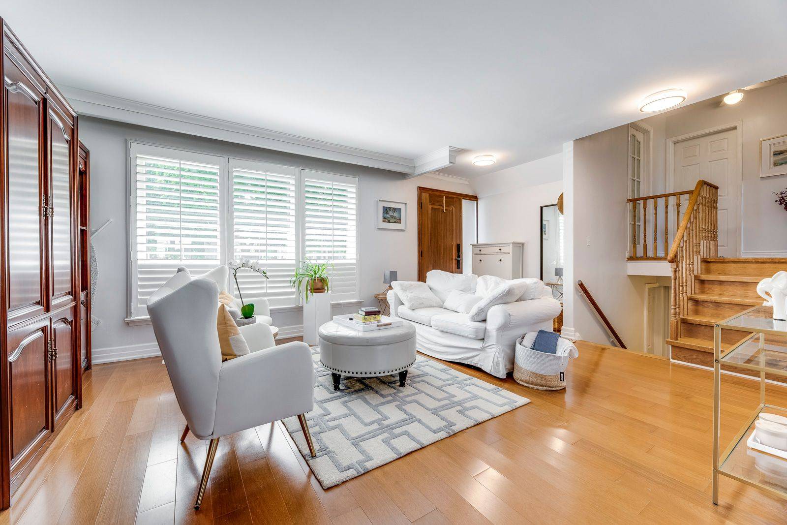 Oakville, ON L6L 2P9,1377 Sheldon AVE