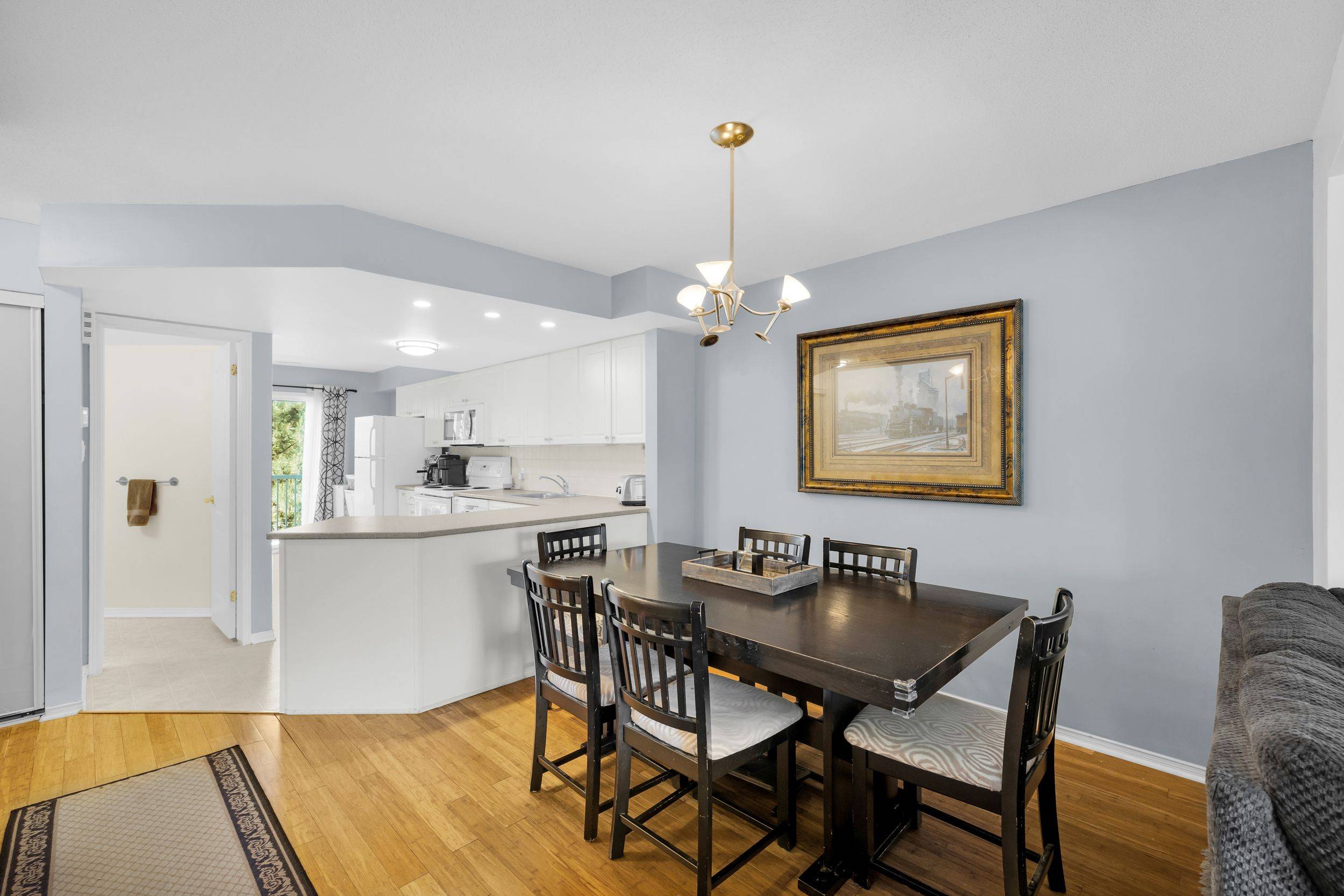 Barrhaven, ON K2G 6W4,250 Cresthaven DR #3