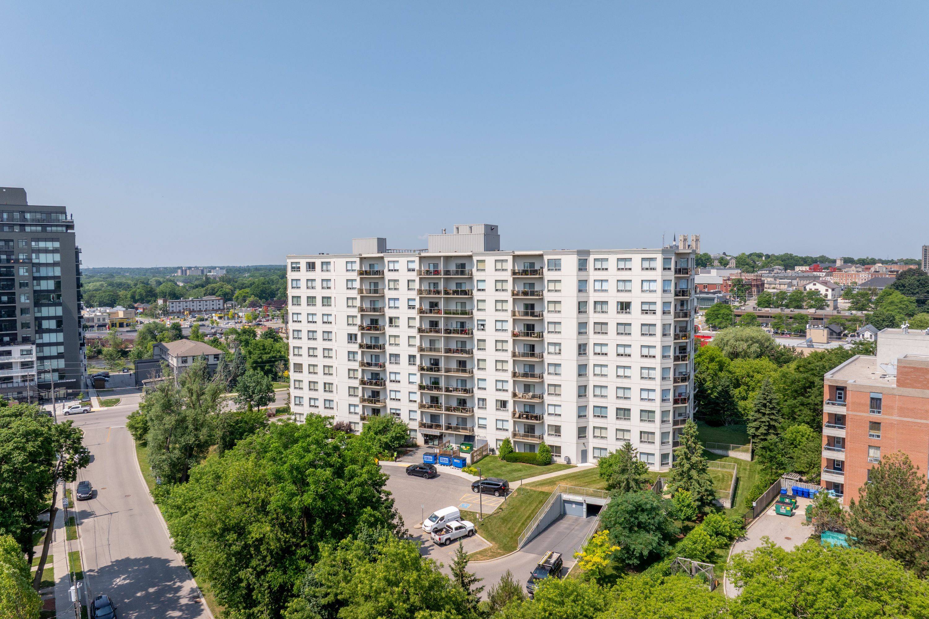 Guelph, ON N1E 7H7,304 - 60 Wyndham ST S