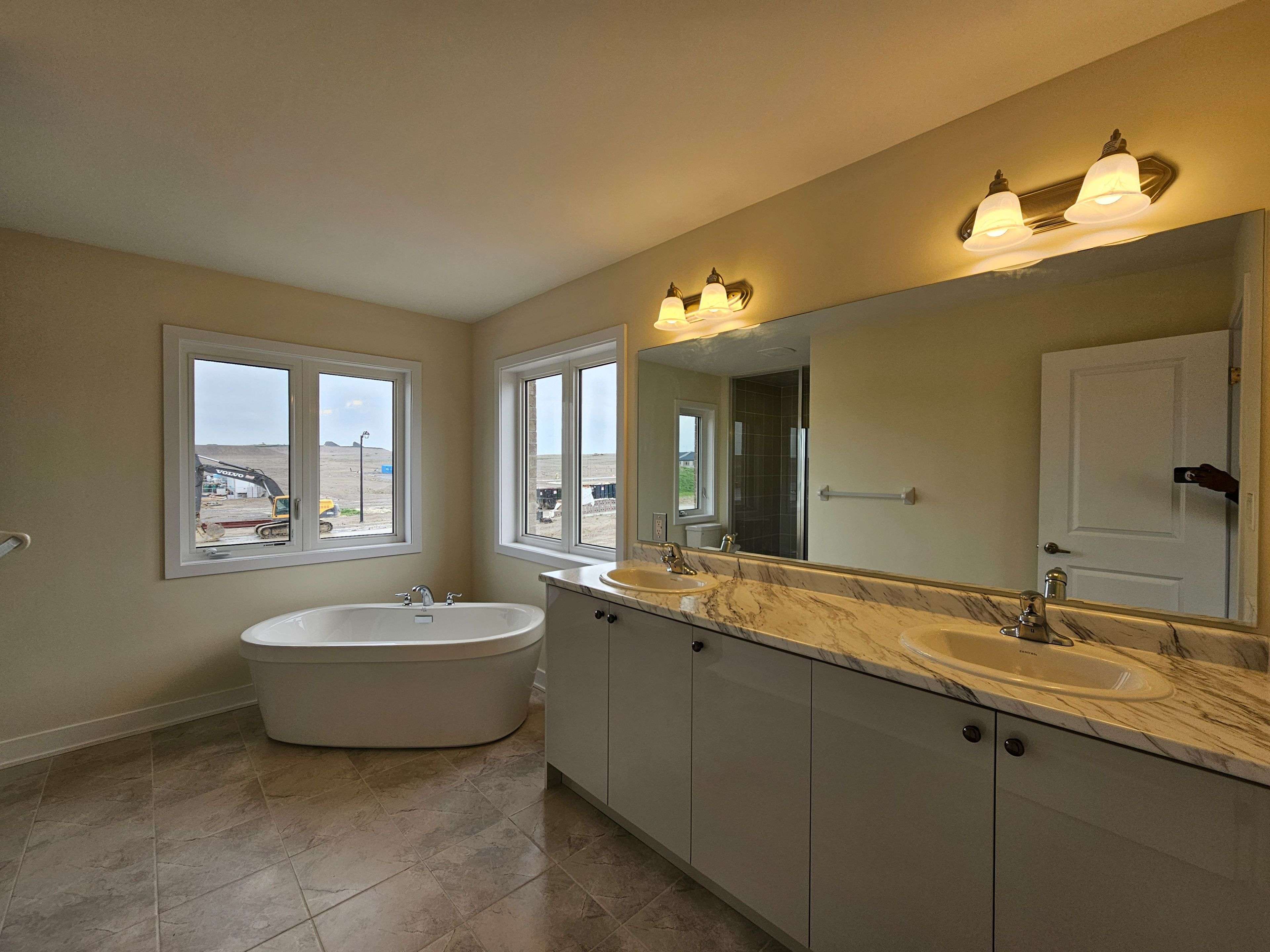 Peterborough North, ON K9K 0J4,305 O'Toole CRES