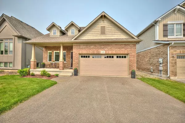 143 Tuliptree RD, Thorold, ON L2V 0A5