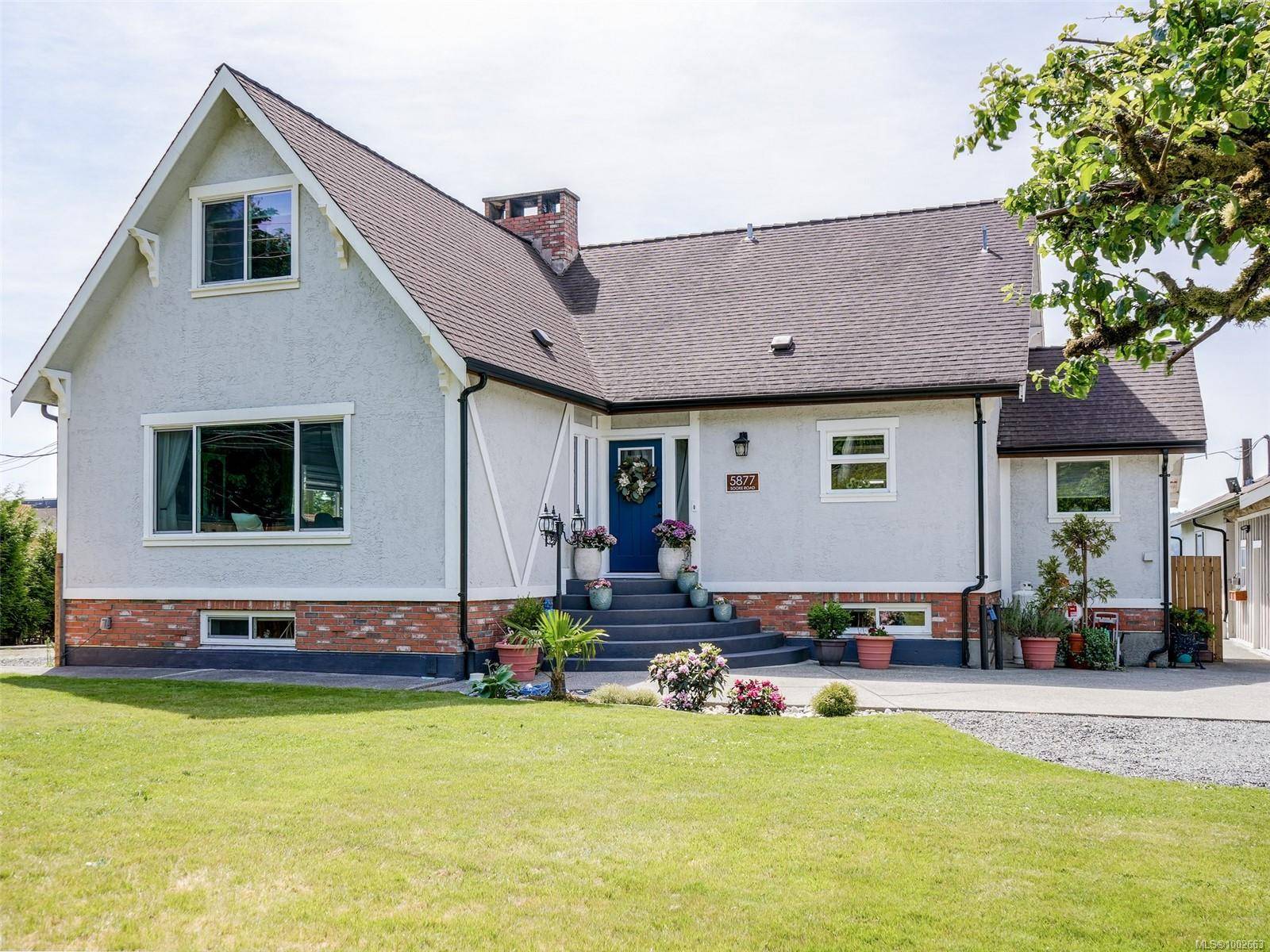 5877 Sooke Rd, Sooke, BC V9Z 0C3