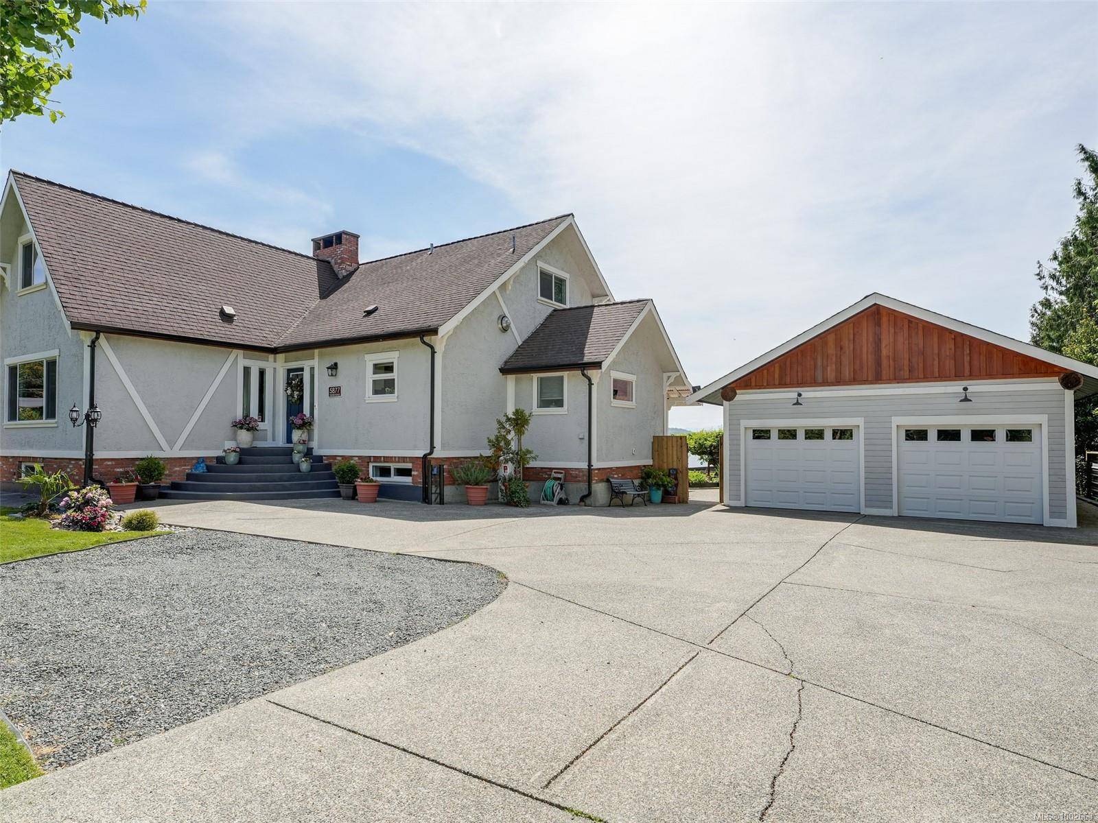 Sooke, BC V9Z 0C3,5877 Sooke Rd