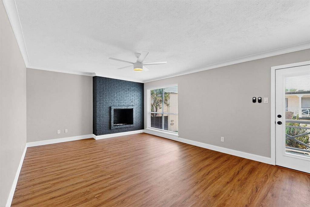 Dallas, TX 75206,5919 E University Boulevard #238