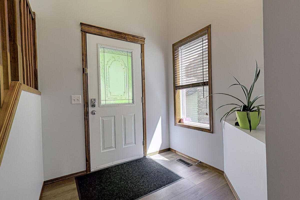 Calgary, AB T3L 3A1,114 Tuscany Vista PT NW