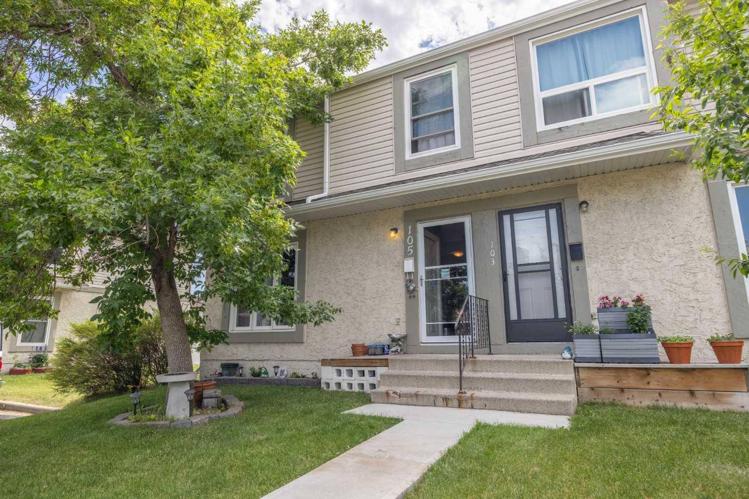 Calgary, AB T2J 6M8,105 Deer Ridge LN Southeast
