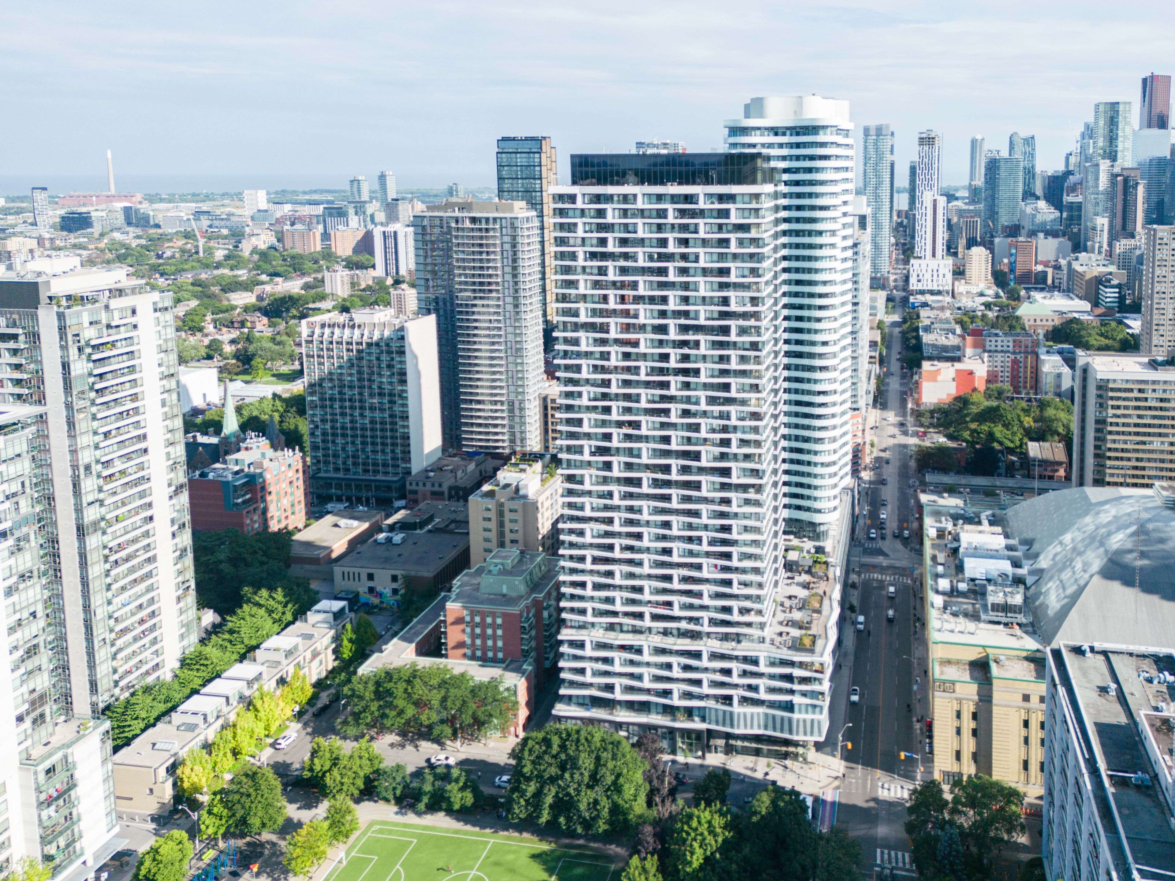 Toronto C08, ON M4Y 0E8,85 Wood ST #1715