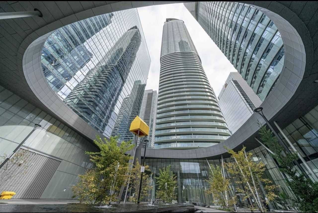 14 York St ST #4103, Toronto C01, ON M5J 0B1