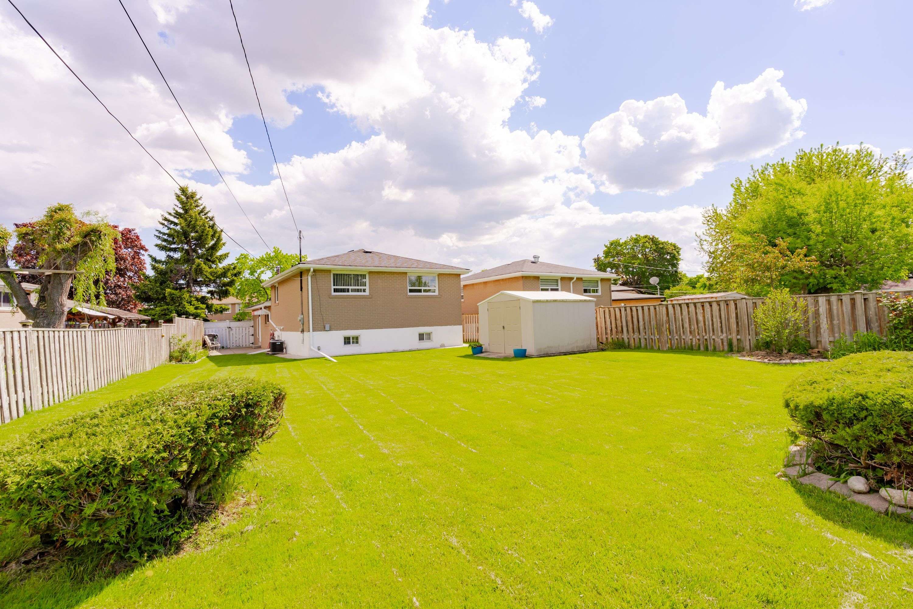 Brampton, ON L6T 2A4,57 Cathcart CRES