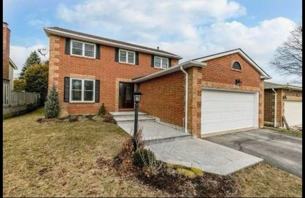 Newmarket, ON L3Y 7N8,304 John Bowser CRES