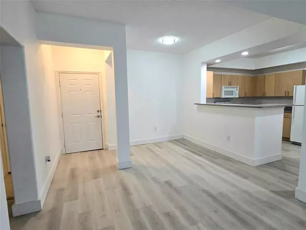 Fort Lauderdale, FL 33301,533 NE 3rd Ave #439