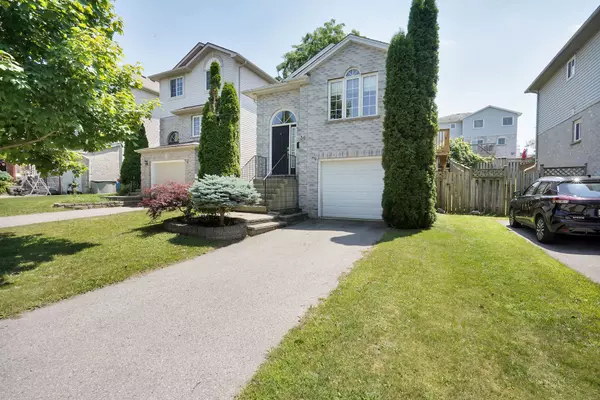 London South, ON N5Z 5B5,36 Phair CRES