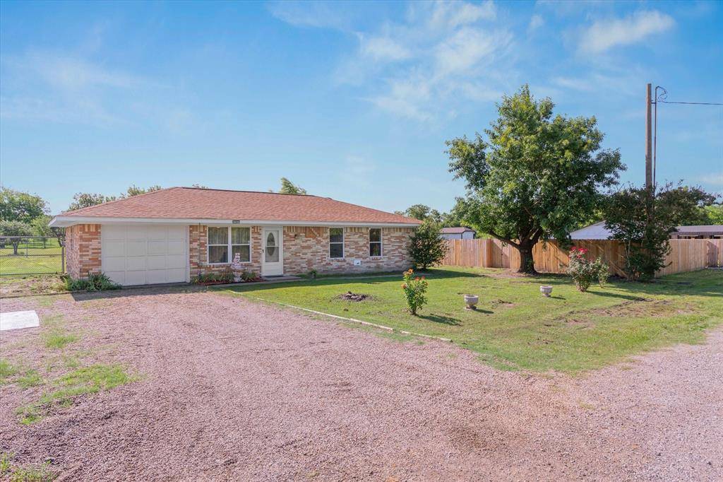 13209 Chestnut Circle, Terrell, TX 75160