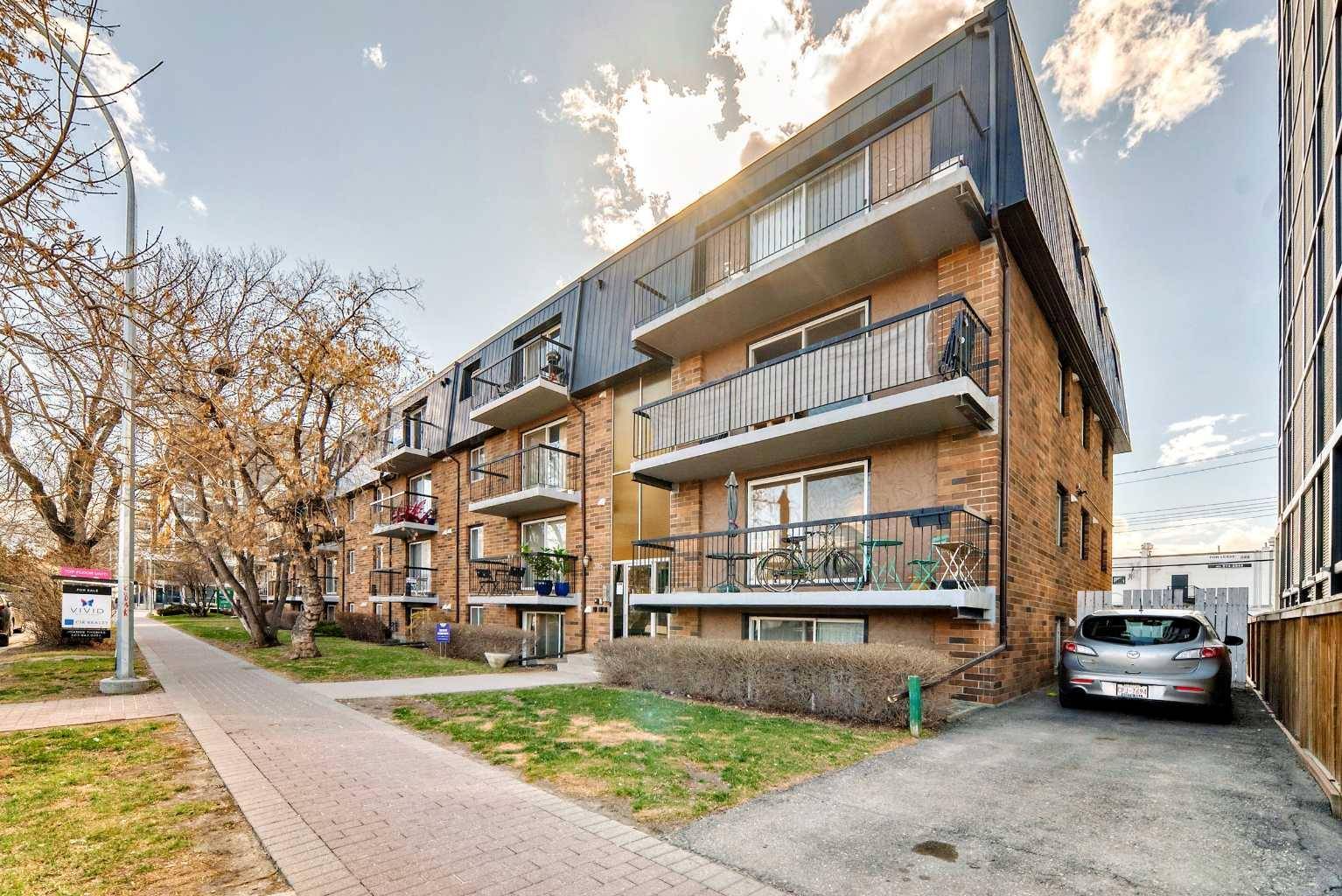 315 9A ST Northwest #201, Calgary, AB T2N1T7