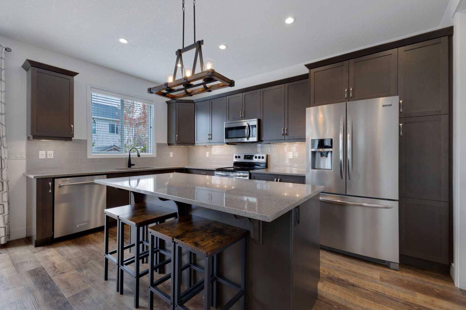 Airdrie, AB T4B 3Z8,197 Windford Rise Southwest