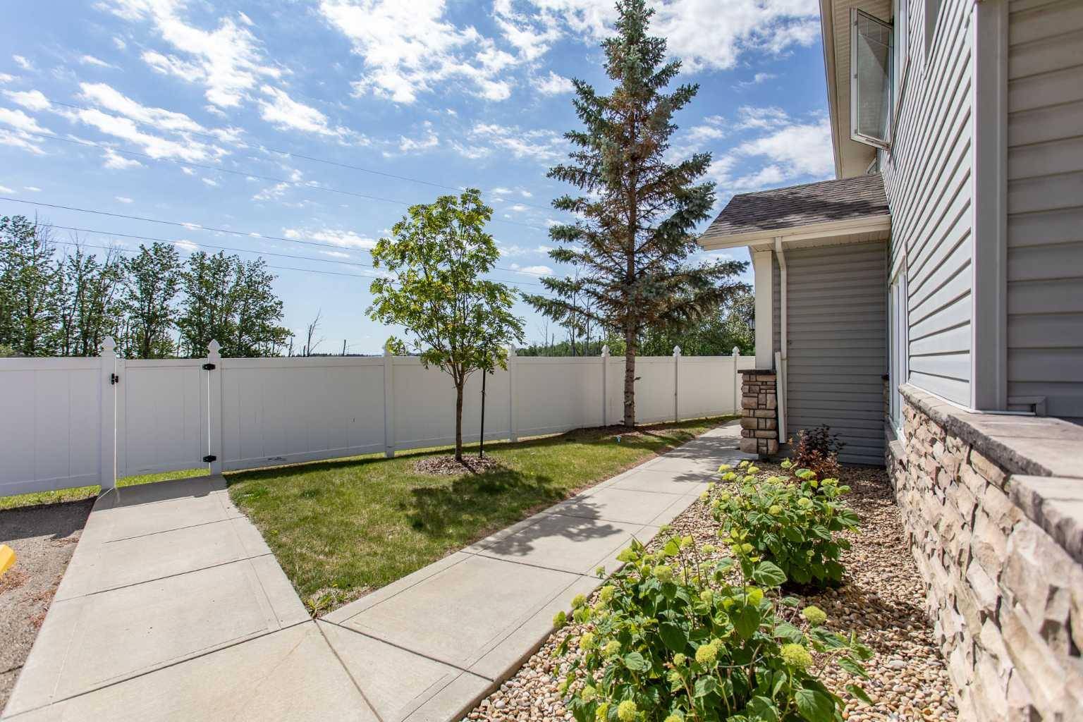 Blackfalds, AB T4M 0C8,99 Pioneer WAY #A5
