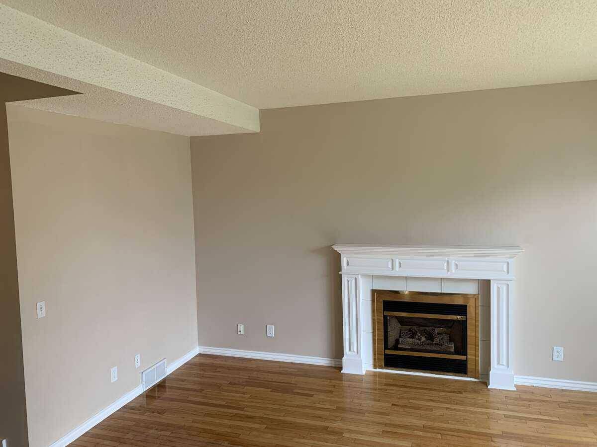 Calgary, AB T1Y 7B4,39 Anaheim CT Northeast