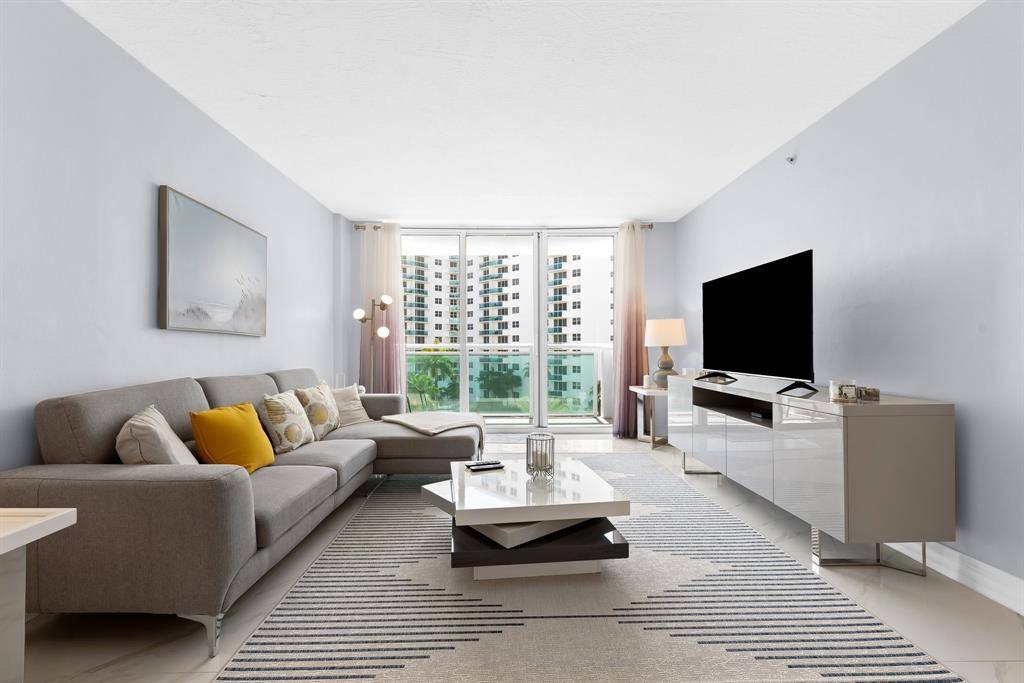 Hollywood, FL 33019,3000 S Ocean Dr #510