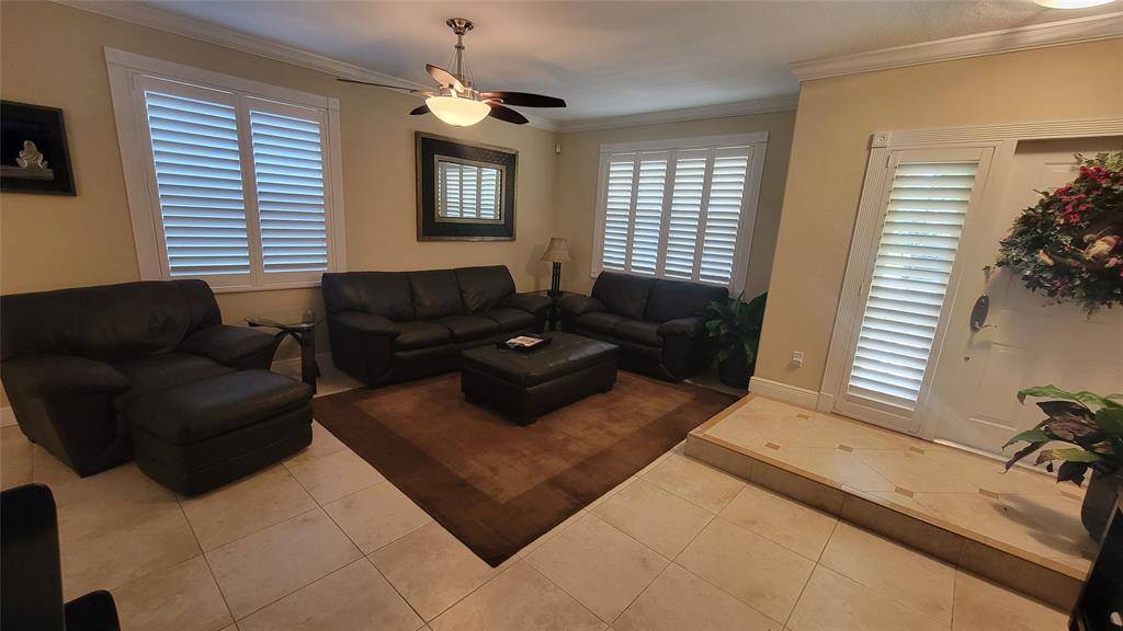 Fort Lauderdale, FL 33315,607 SW 5th Ave
