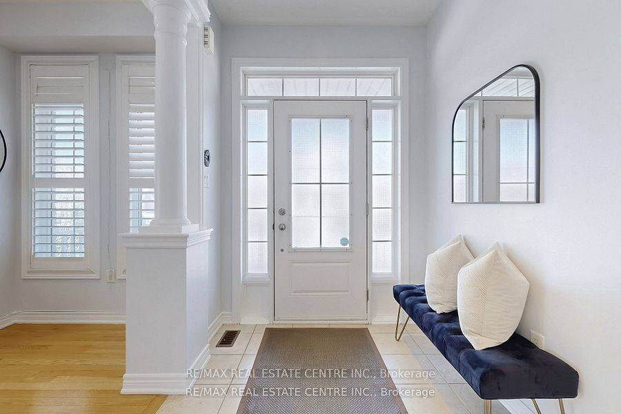 Richmond Hill, ON L4E 3N2,84 Betony DR