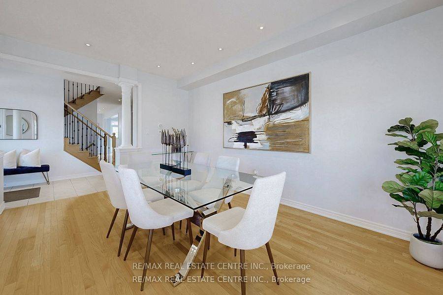 Richmond Hill, ON L4E 3N2,84 Betony DR