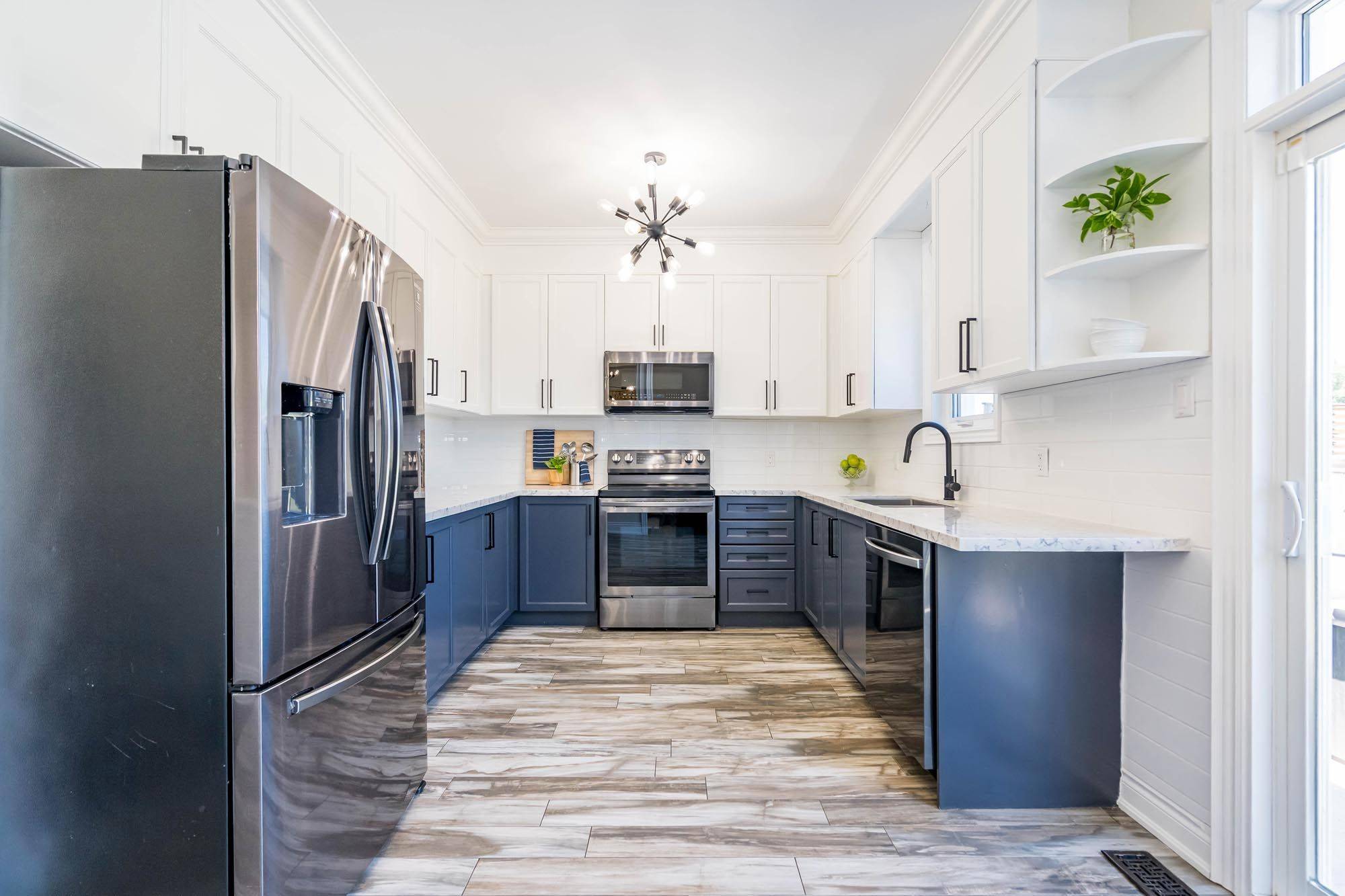Wasaga Beach, ON L9Z 0E5,53 Christy DR